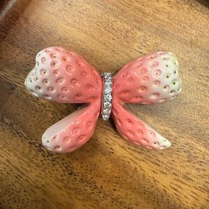PARADISE / STRAWBERRY BOWKNOT HAIR CLIP